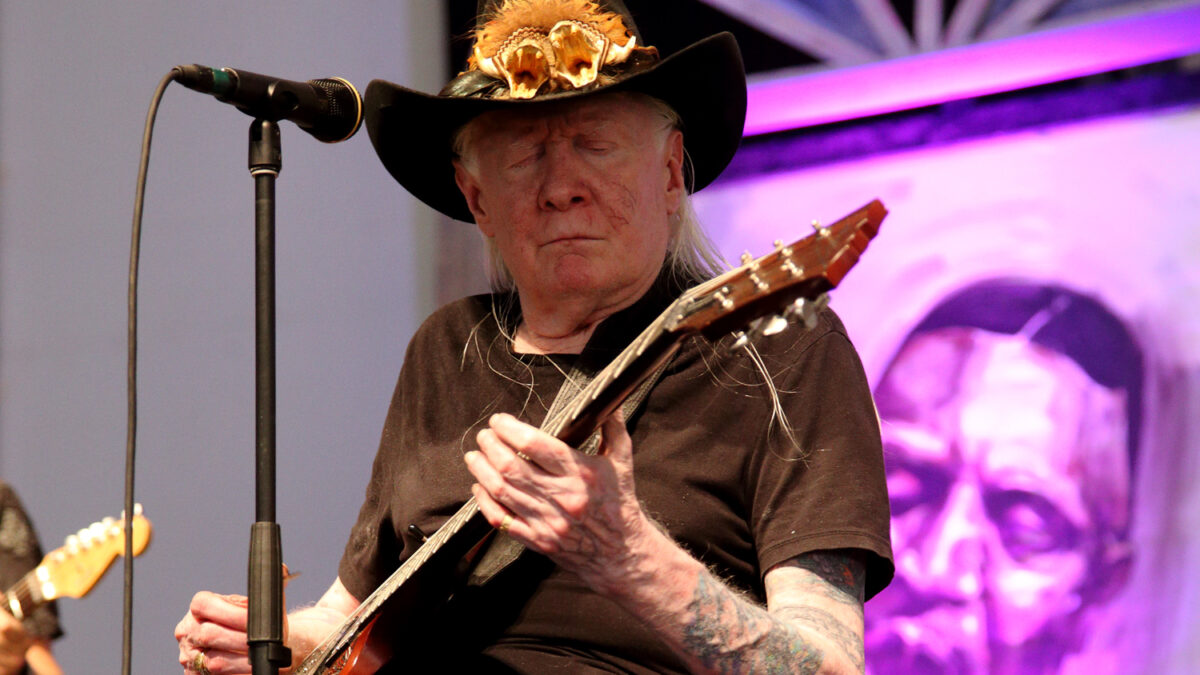 Muere Johnny Winter, leyenda del blues