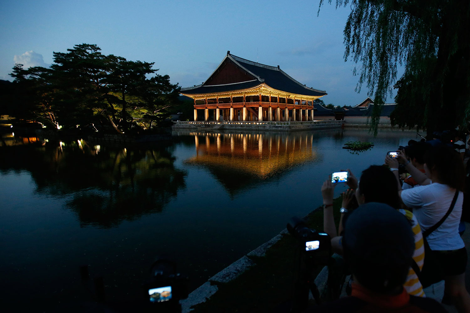 El Palacio Gyeongbok, de la dinastía Joseon, abre sus puertas