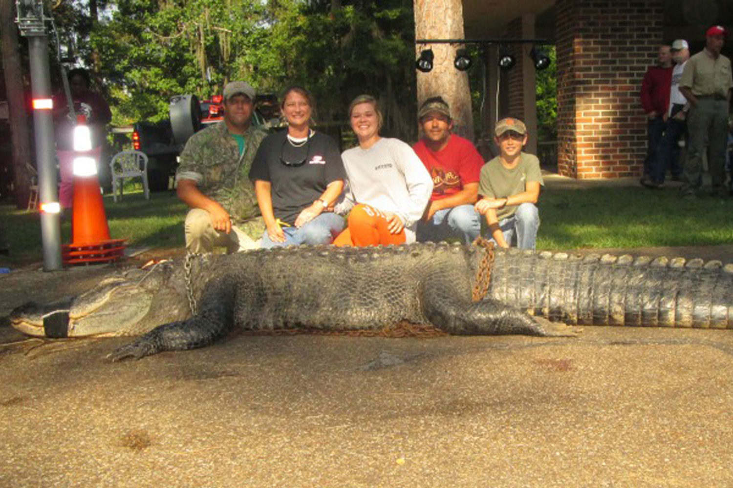 El cocodrilo más grande jamás cazado pesa 500 kilogramos