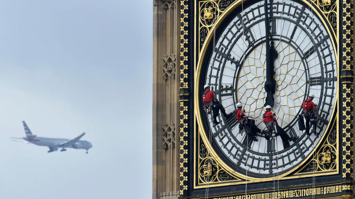 La semana de la limpieza del gran reloj