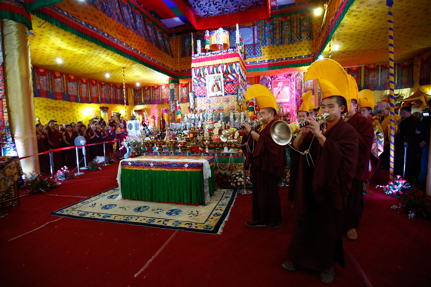 Los restos de Shamar Rinpoche regresan a Nepal