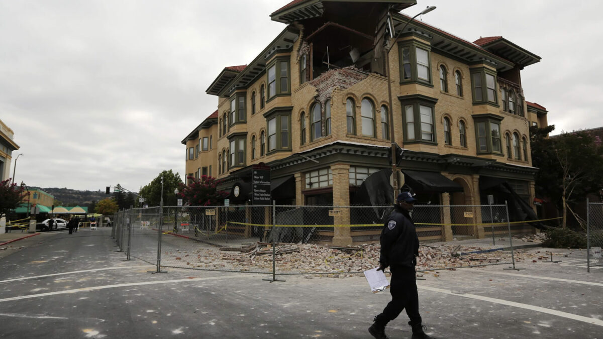 La bahía de San Francisco intenta recuperar la normalidad tras el terremoto del domingo