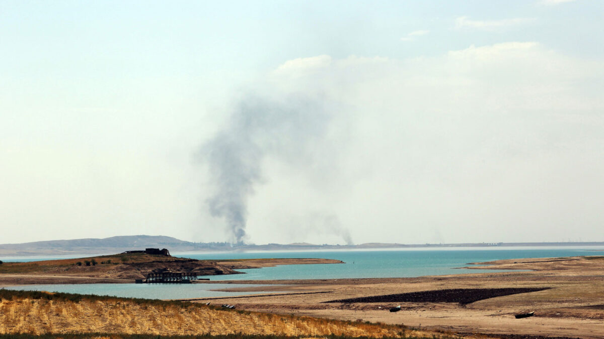 EEUU y los kurdos logran arrebatarle la presa de Mosul al ISIL para evitar una gran catástrofe