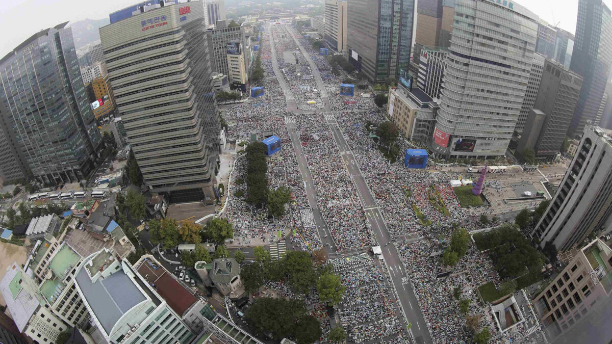 El Papa invita a China, Vietnam y Corea del Norte a dialogar con el Vaticano.