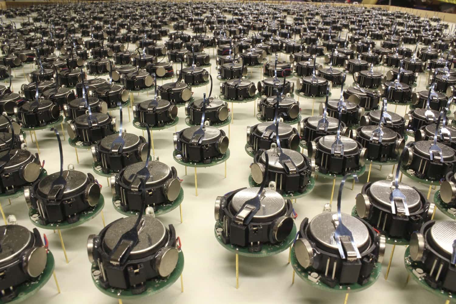 Los kilobots se organizan para ser el nuevo hito de la inteligencia artificial colectiva