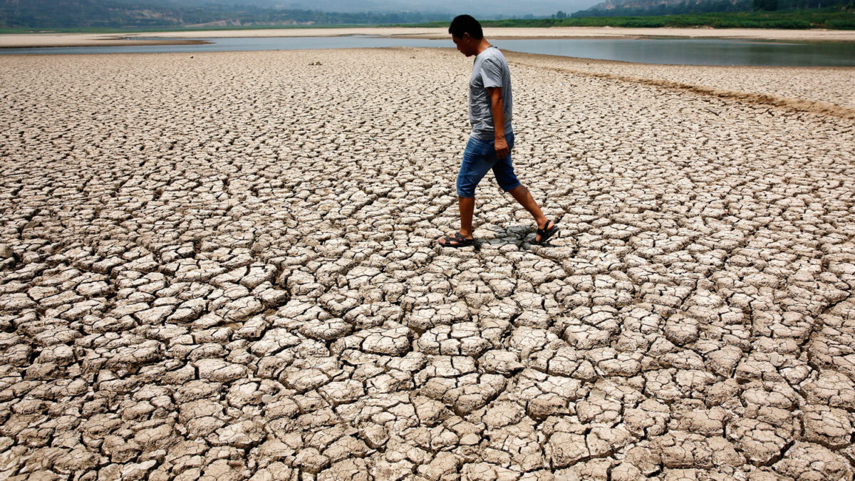 Lluvia artificial para aliviar la sequía en China