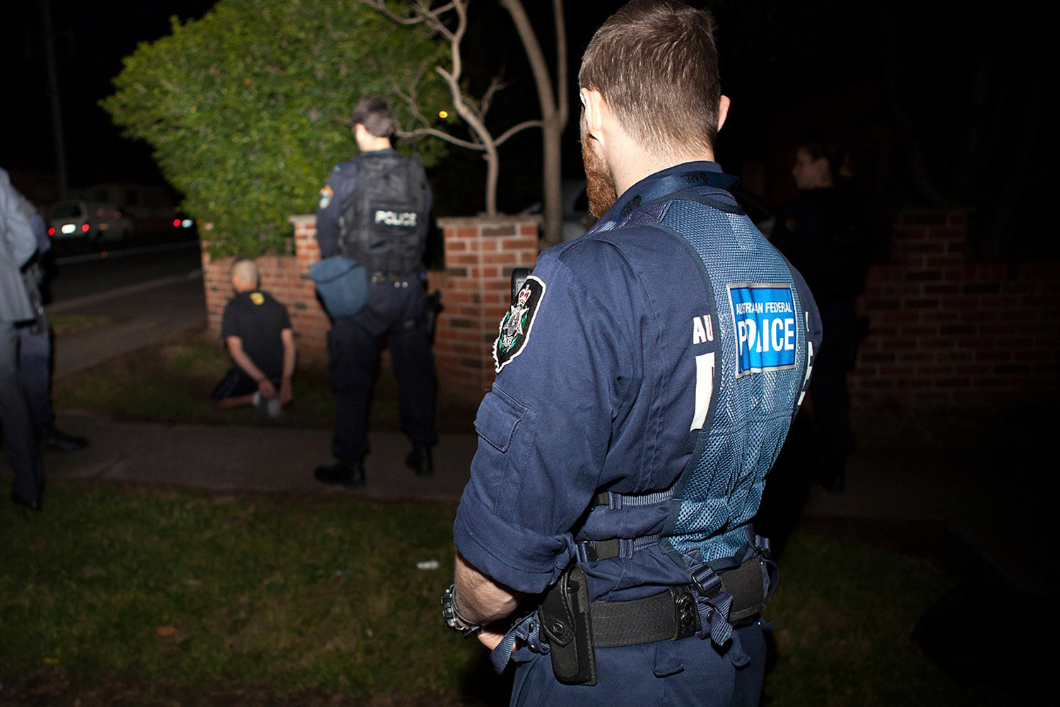 Australia detiene a 15 personas vinculadas con el Estado Islámico que planeaban decapitar a infieles