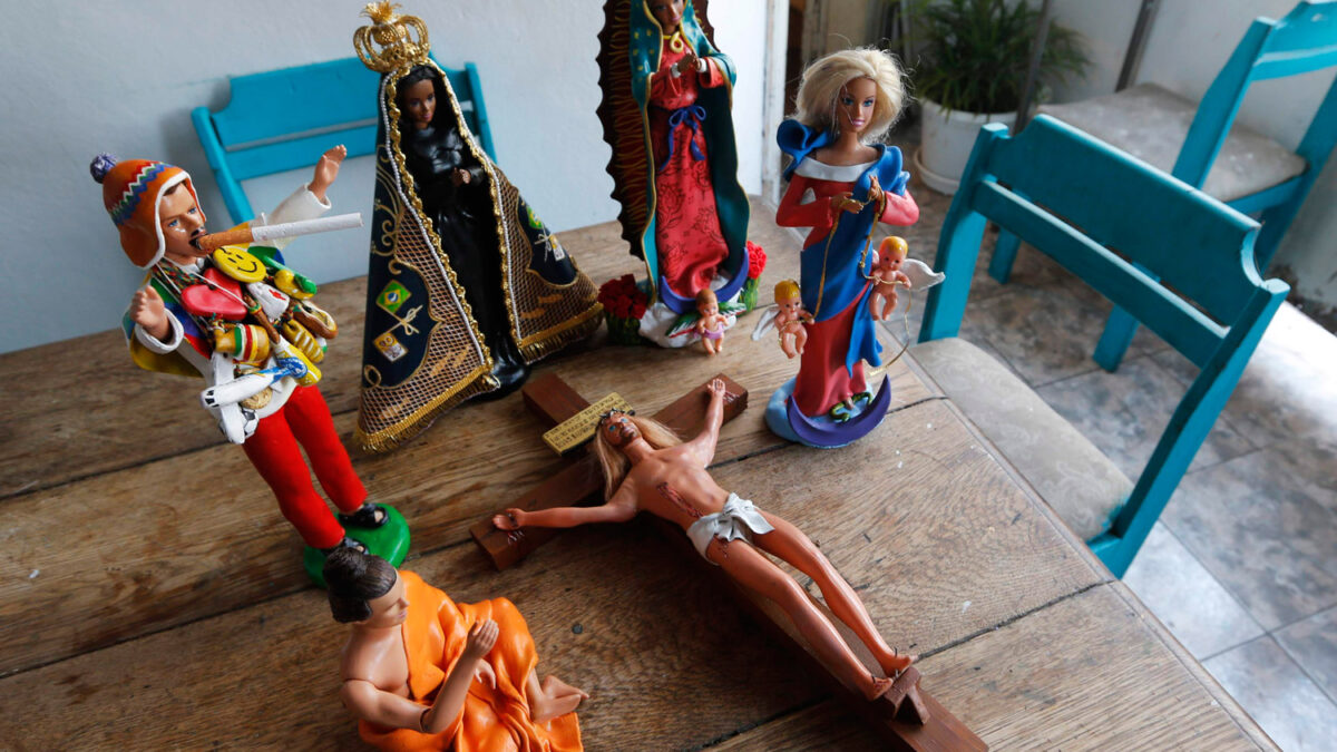 Barbie conquista religiones.