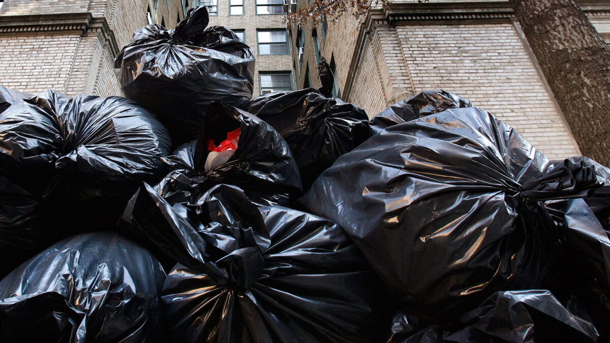 En Seattle, generar más de un 10% de residuos orgánicos de basura tiene multa