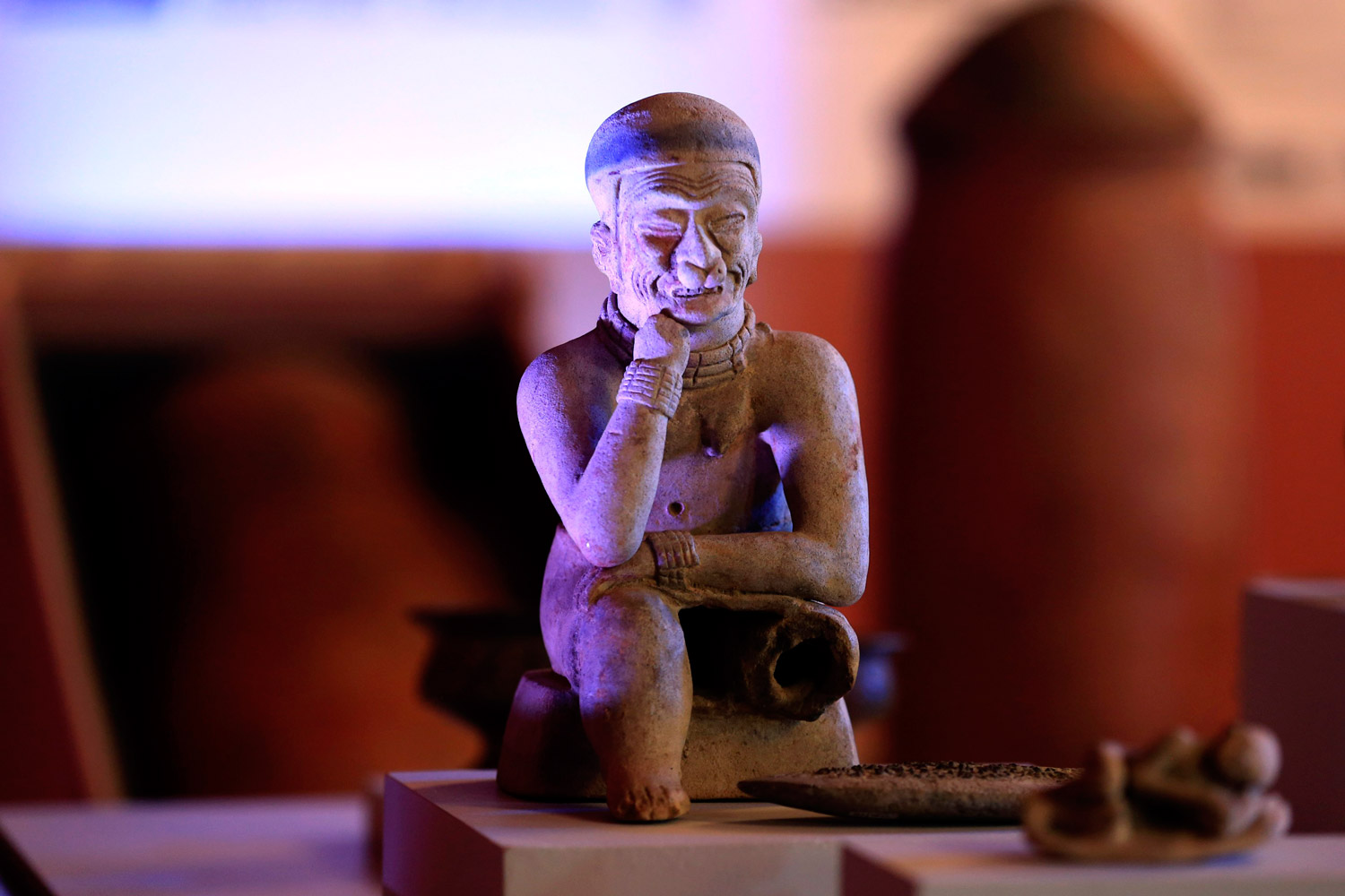 España devuelve a Colombia 691 piezas arqueológicas