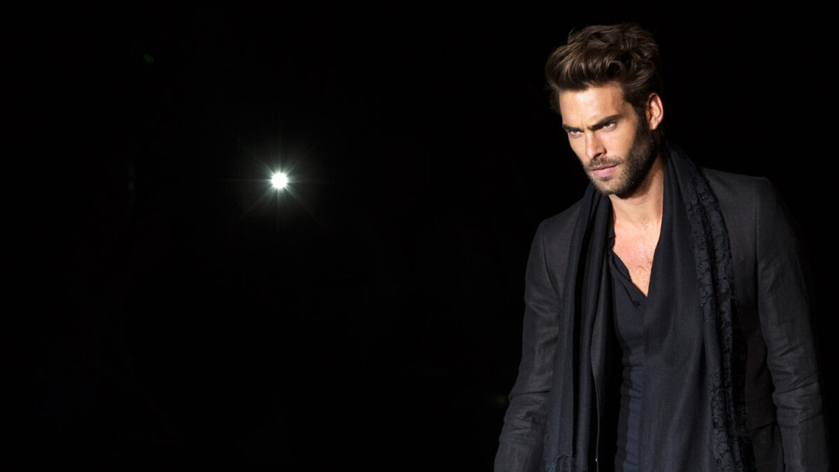 El español Jon Kortajarena, entre los cinco mejores modelos de la historia ¿Qué opinas?