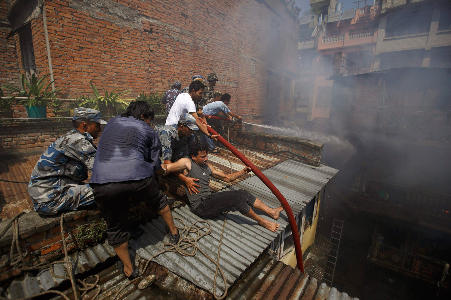 Un incendio en Nepal destruye varias casas y deja seis personas heridas