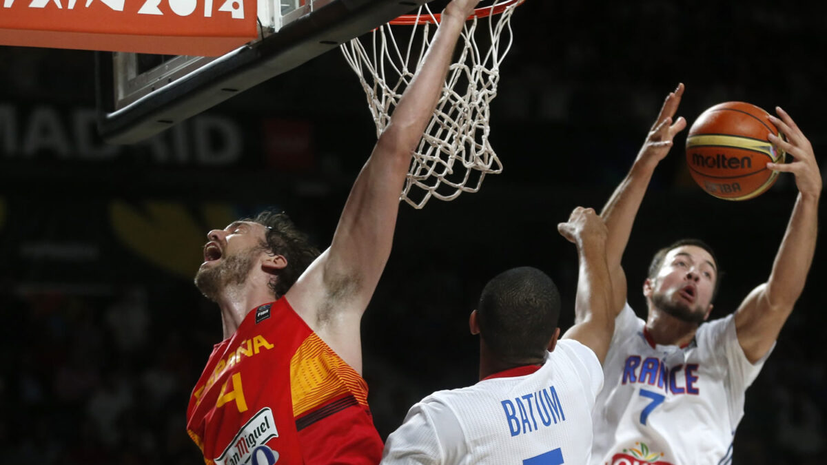 Francia elimina a España en el Mundobasket y recuerda la maldición del que juega en casa