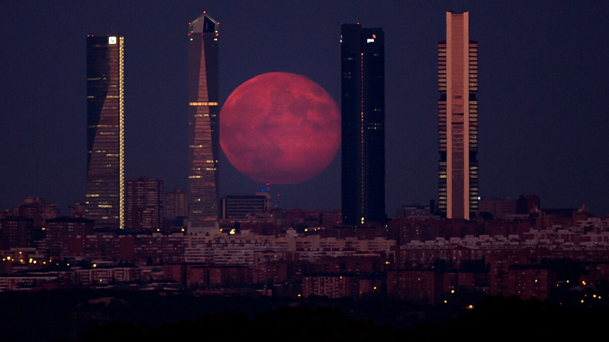 Tercera superluna del verano