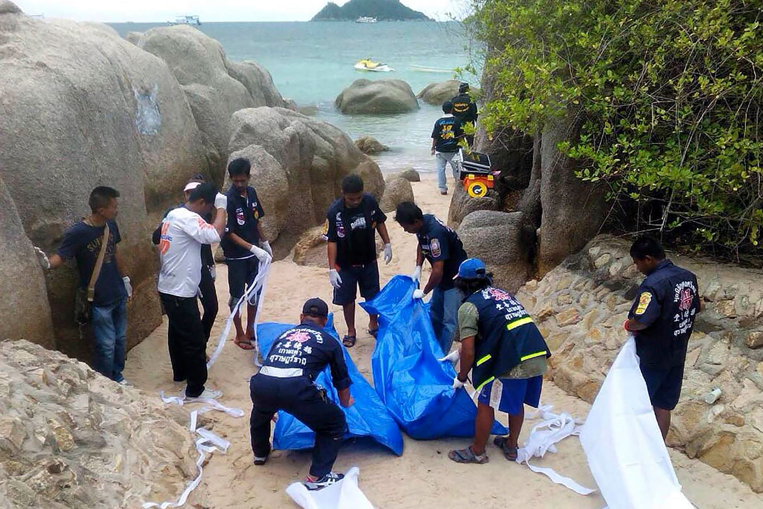 Hallan asesinada a una pareja de turistas británicos en una playa de la isla de Koh Tao