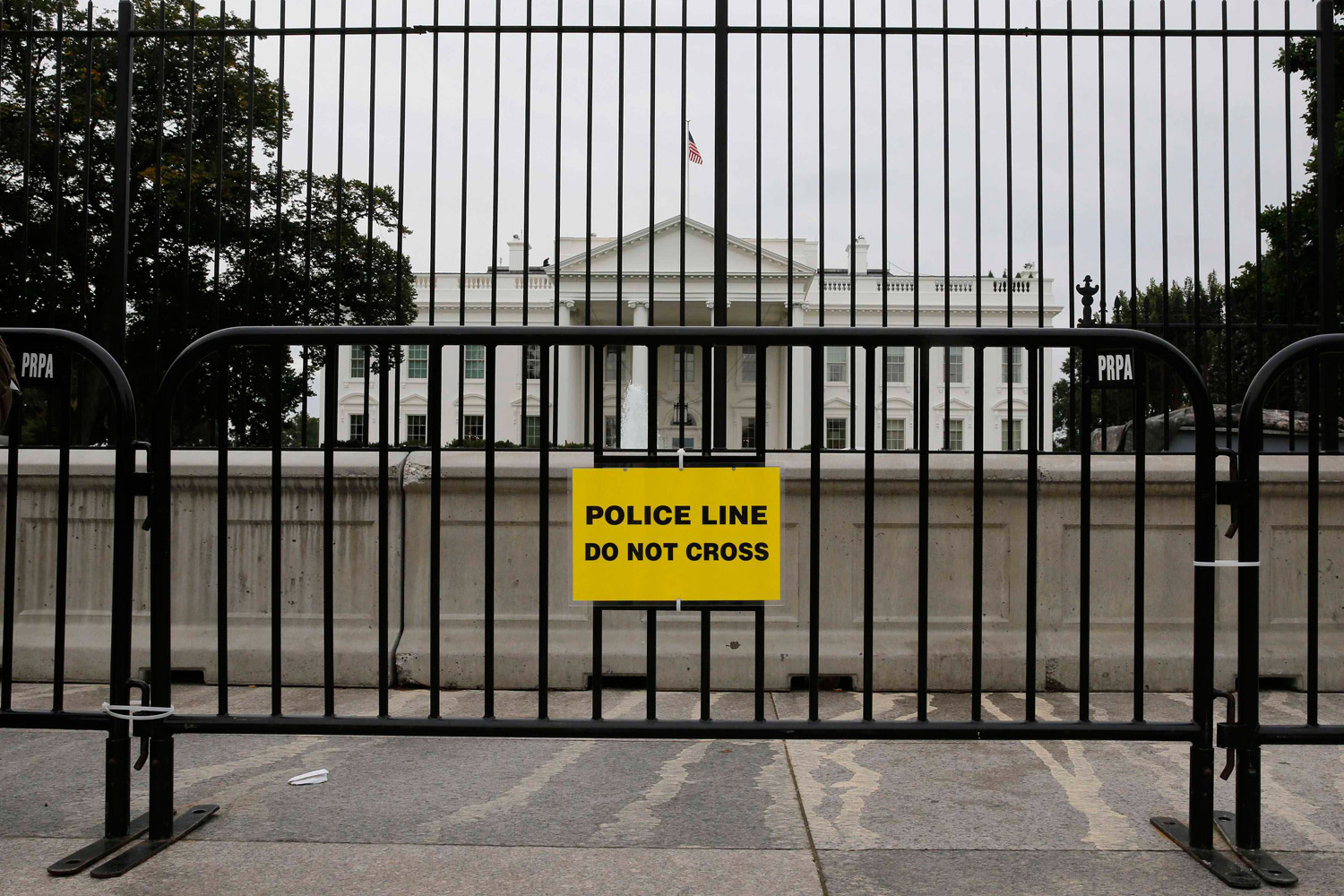 Nueva valla exterior de seguridad en la Casa Blanca.