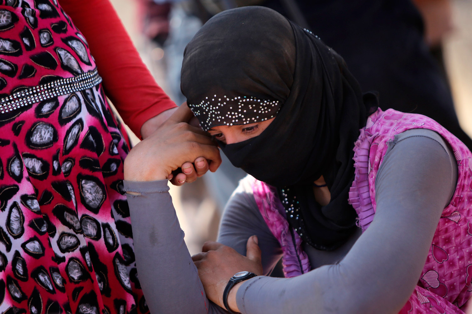 El ISIL invita a sus esclavas sexuales a contar el horror a sus familias y a la prensa