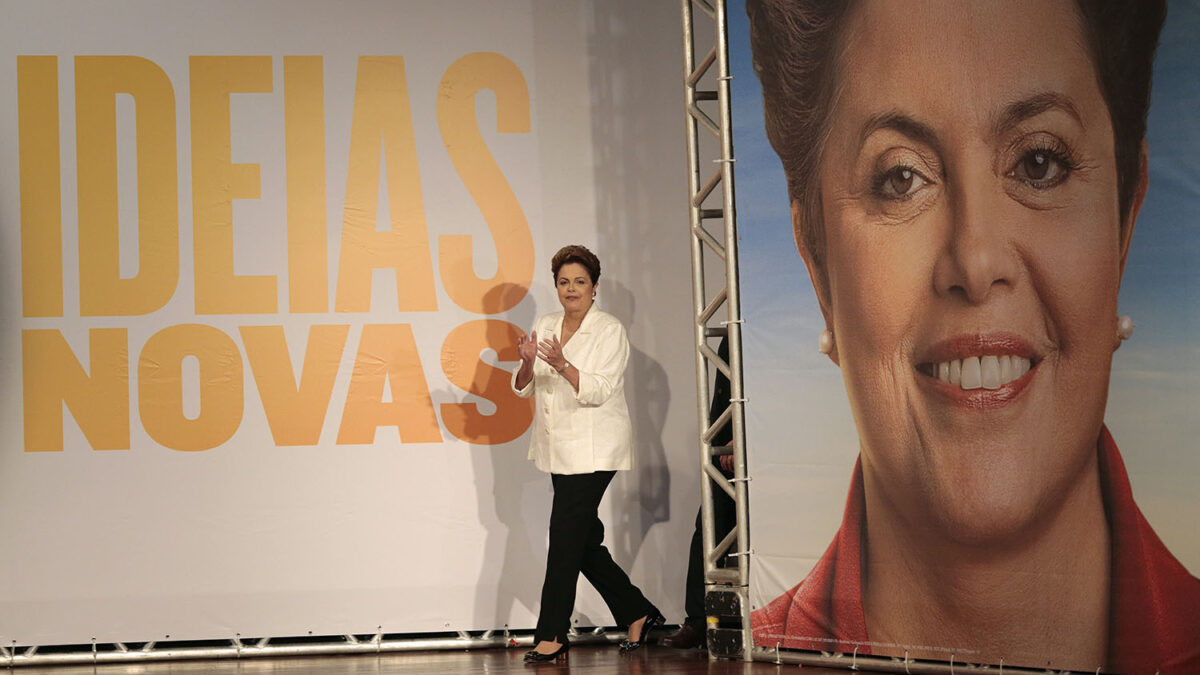 Tras ganar la primera vuelta, Rousseff afirma que «la lucha continúa»