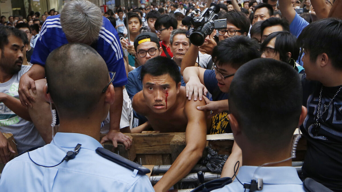 Se reanudan los enfrentamientos en Hong Kong.
