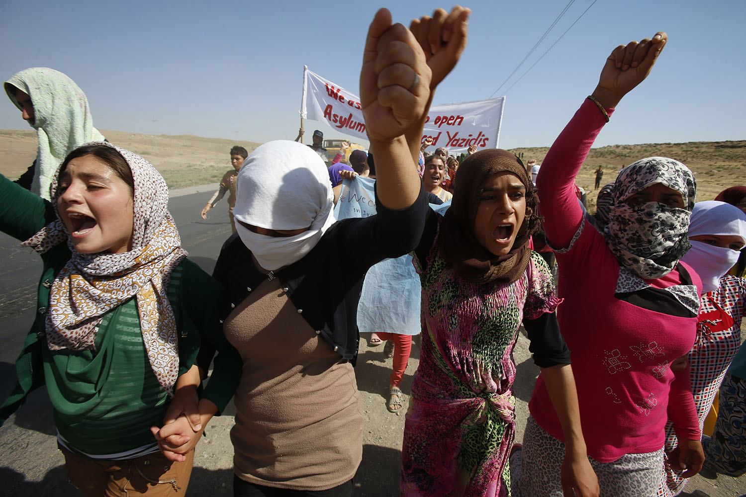 Estado Islámico admite que ha esclavizado a mujeres y niños yazidíes en Irak
