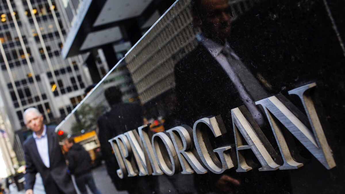 Multa de  61.6 millones de euros  a JP Morgan.