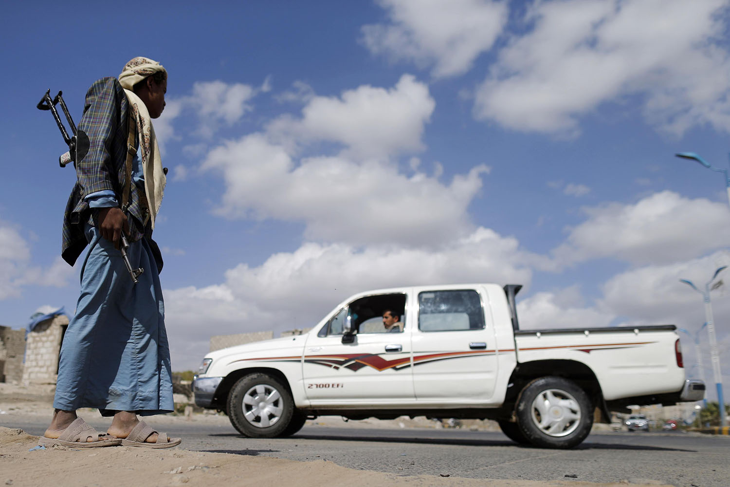 Los hutíes rechazan el nombramiento del nuevo primer ministro yemení