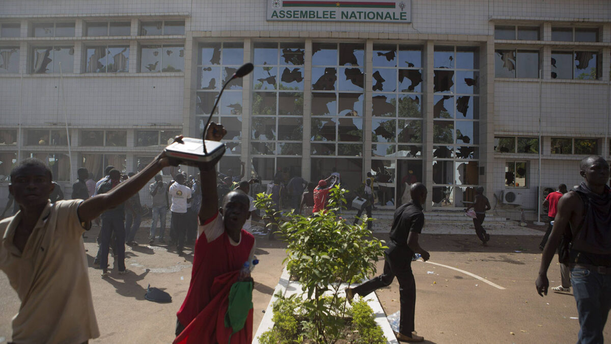 Decretado estado de emergencia en Burkina Faso