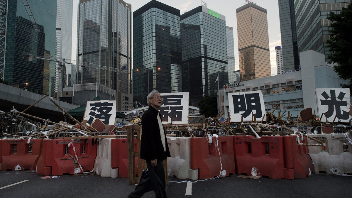 Crece la tensión política entre el gobierno de China y los manifestantes pro democracia de Hong Kong