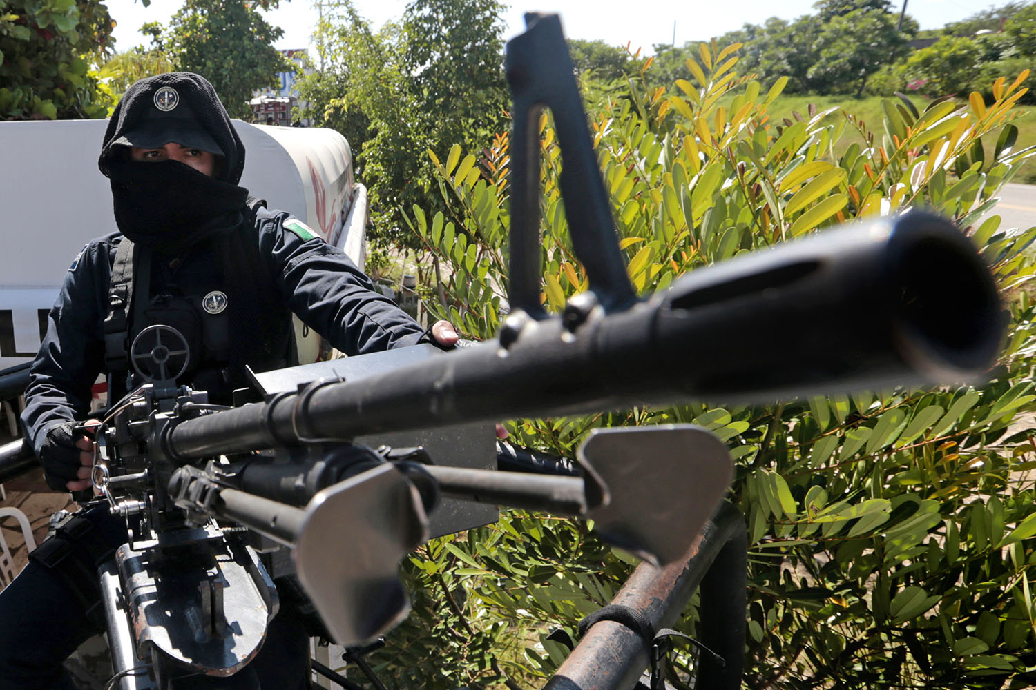 Ejército mexicano desarma a Policía sospechosa de matanza