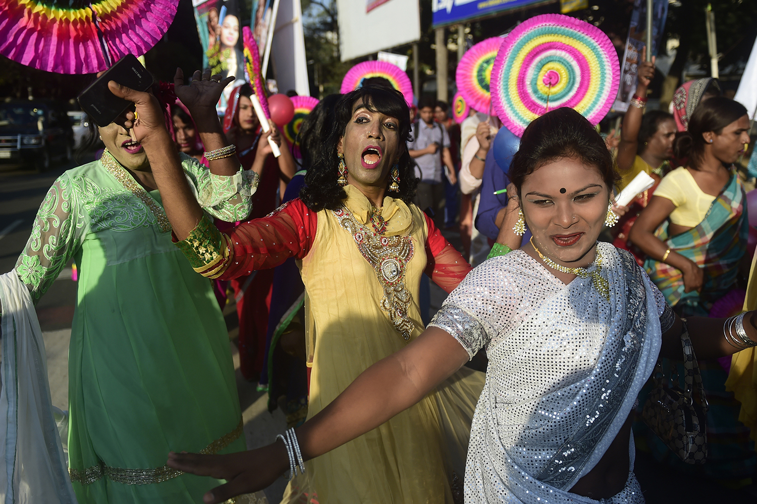 Gobierno de Bangladesh reconoce a transexuales como un género aparte