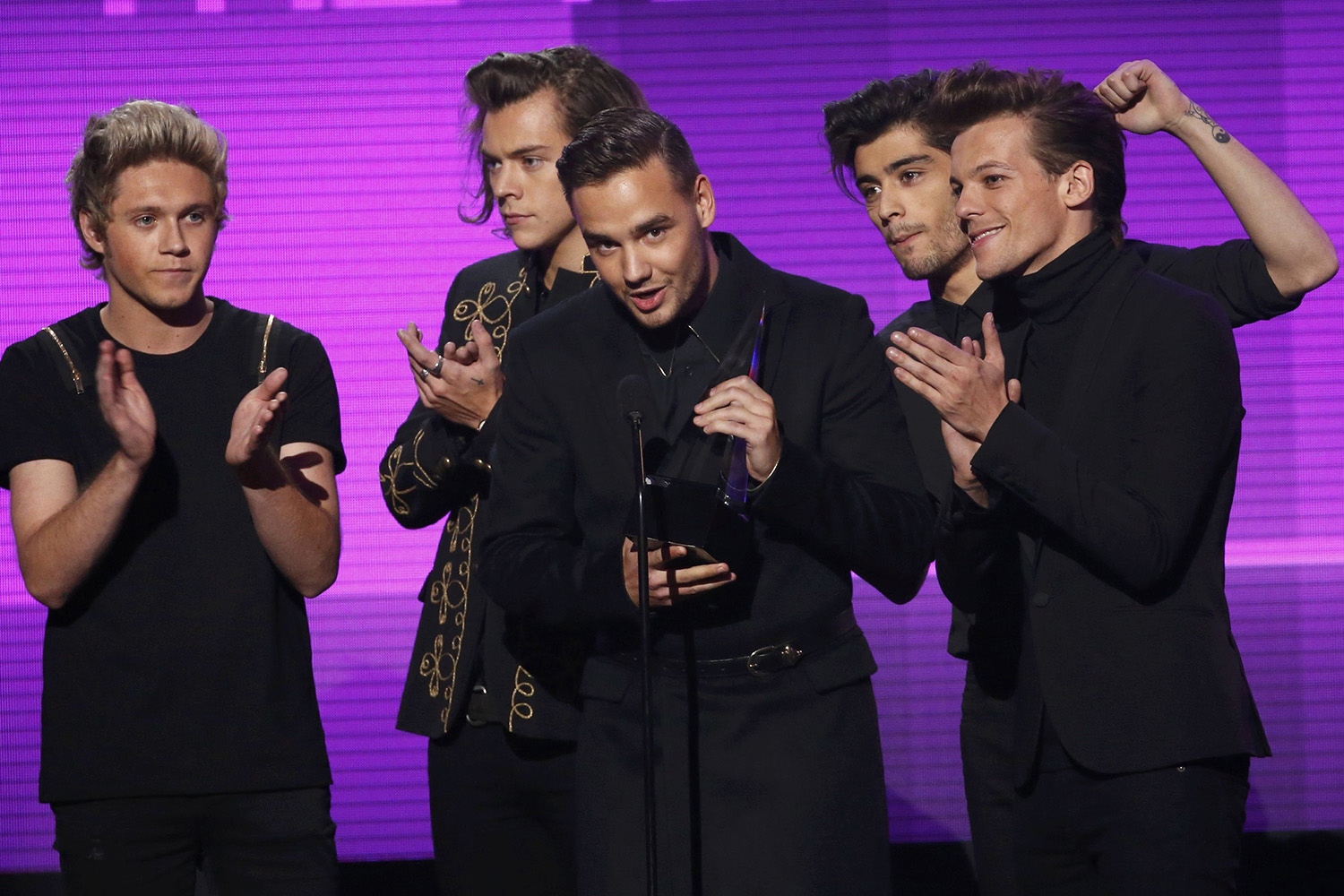 One Direction y Enrique Iglesias fueron premiados en los American Music Awards