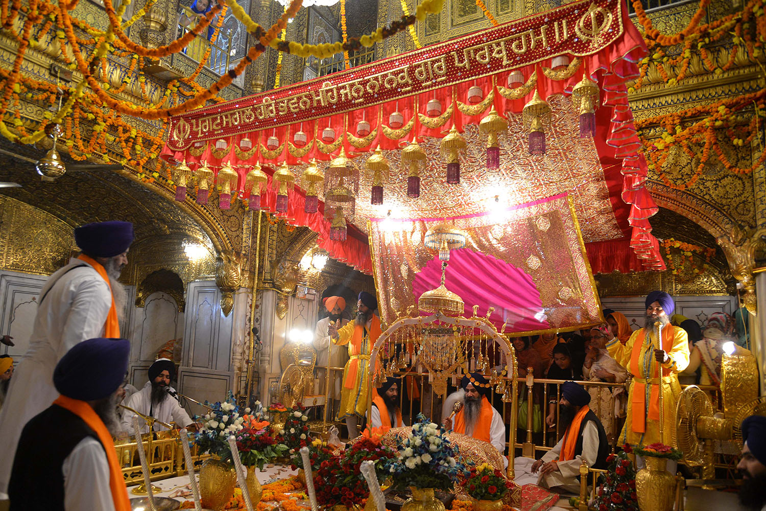 Celebran el 545 cumpleaños del Gurú Nanak, fundador del sijismo