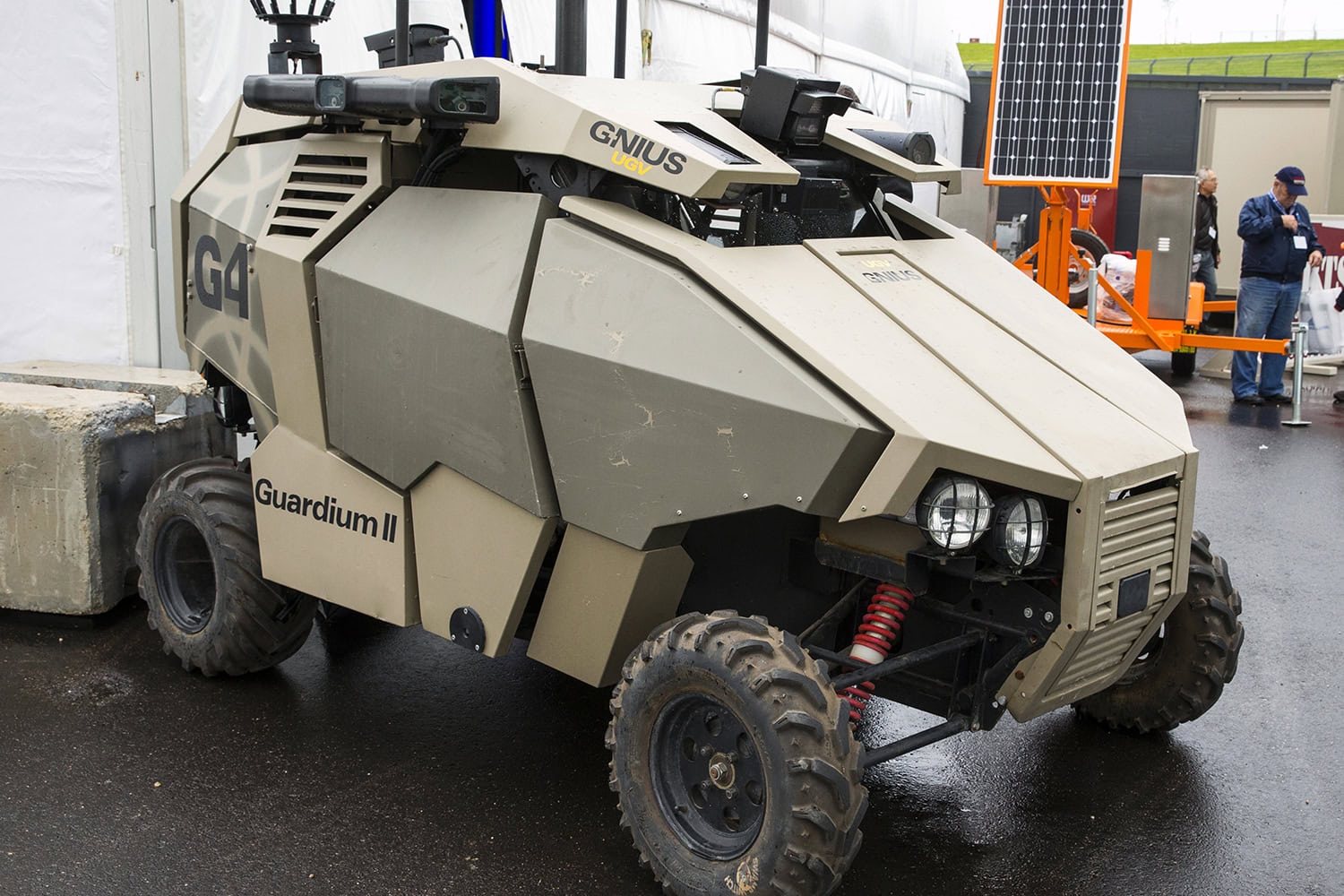 El Guardium II es un vehículo terrestre no tripulado