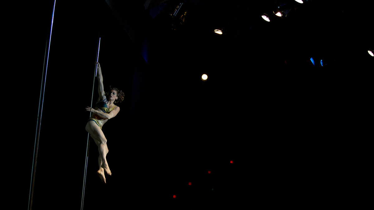 Compiten por una plaza en el campeonato mundial de Pole Dance