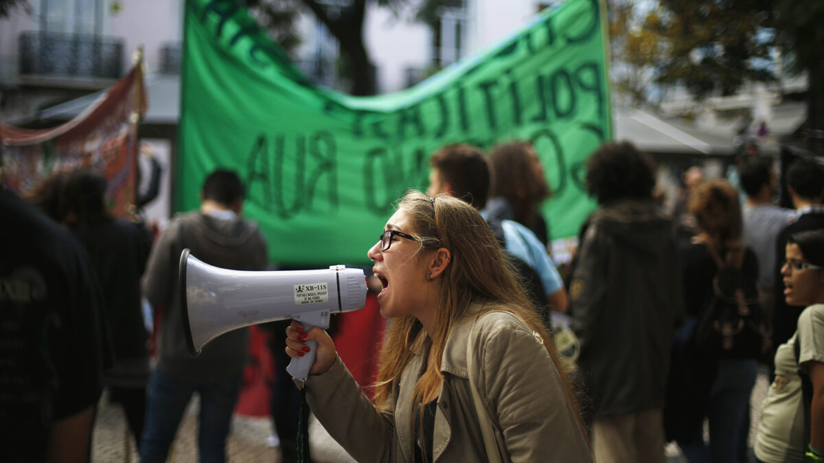 Los estudiantes universitarios protestan en Lisboa