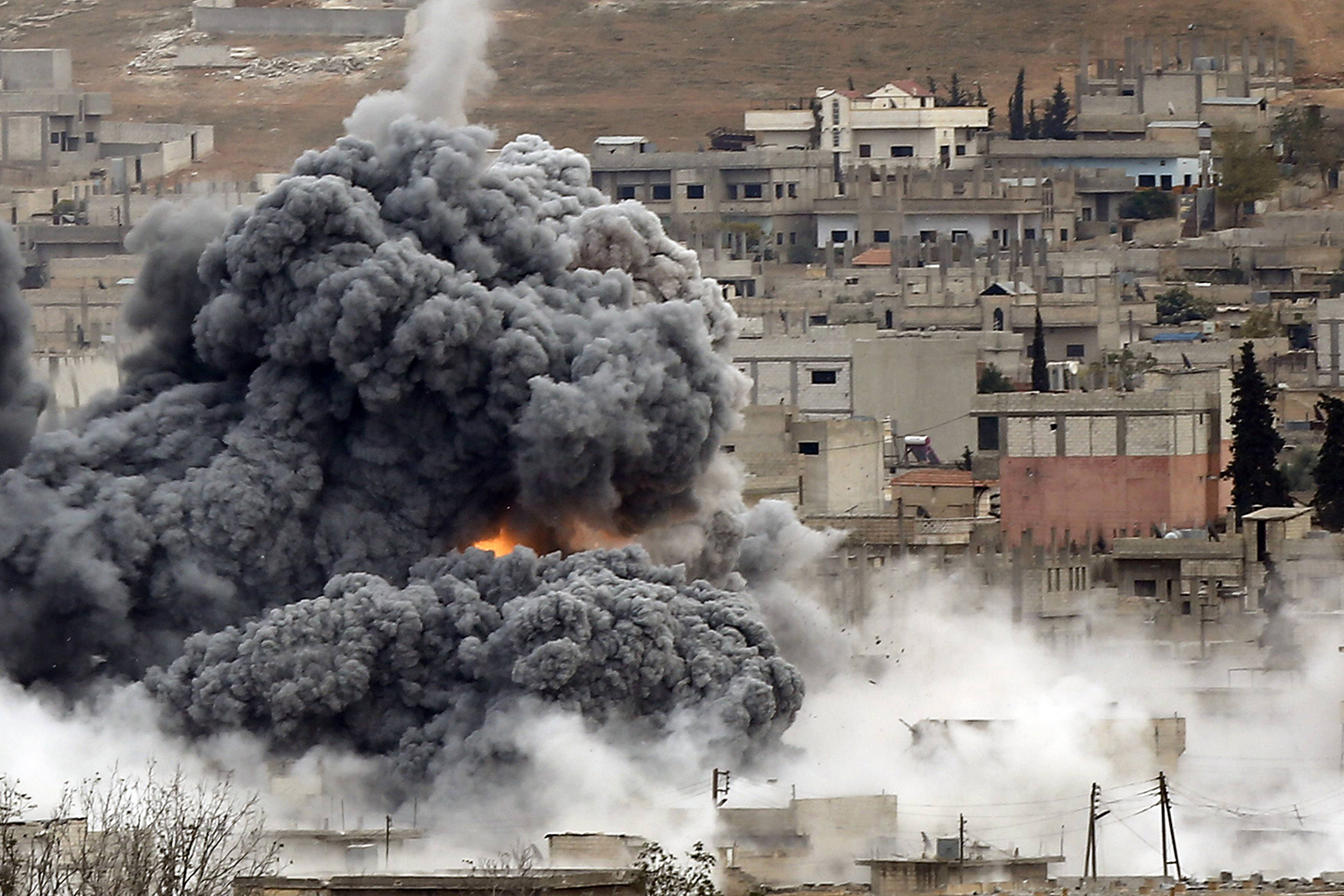 11 ataques aéreos en Siria y 20 en Irak desde el viernes