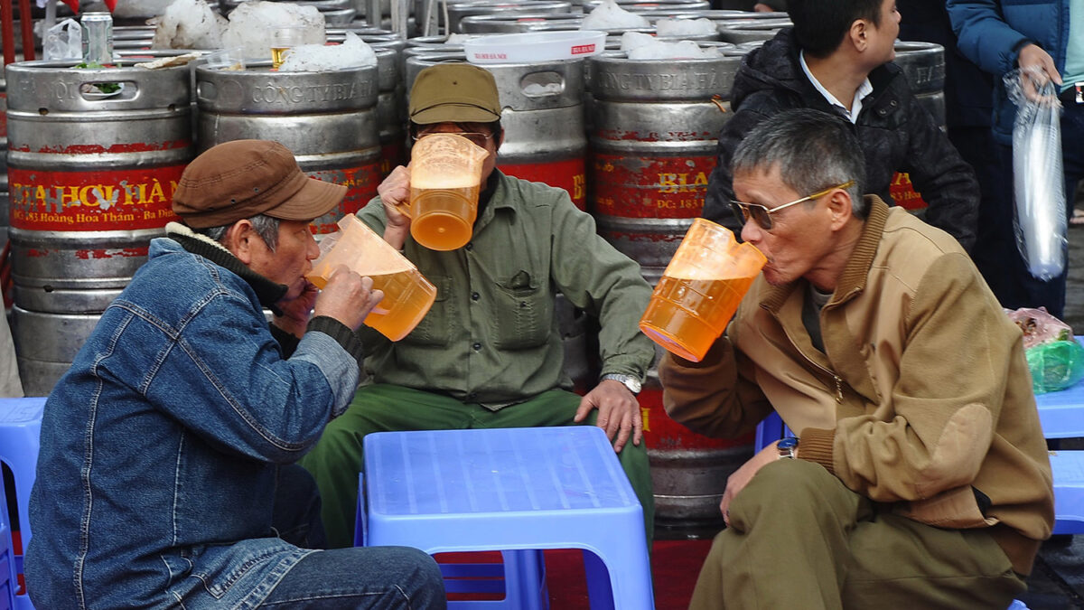 En Hanoi se celebra la fiesta de la cerveza