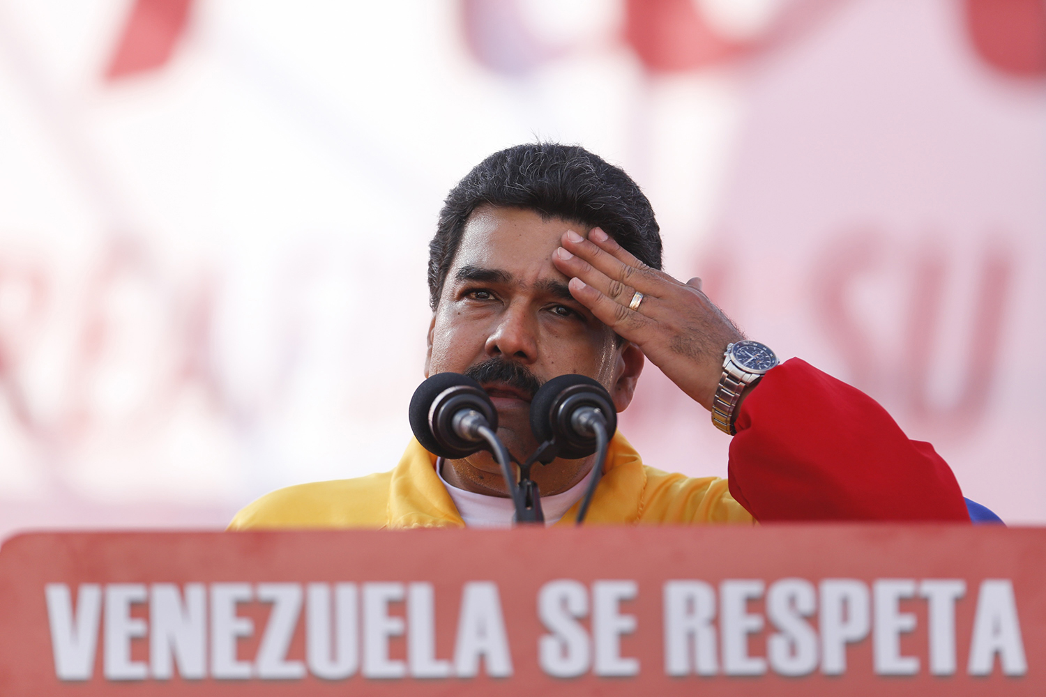 Maduro vuelve a cargar contra Aznar