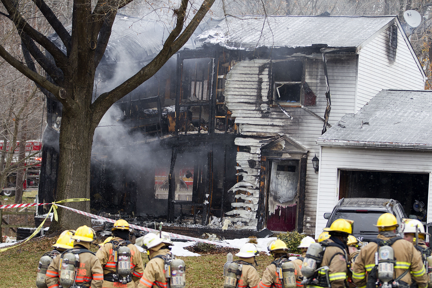 Un avión se estrella sobre una casa en Maryland
