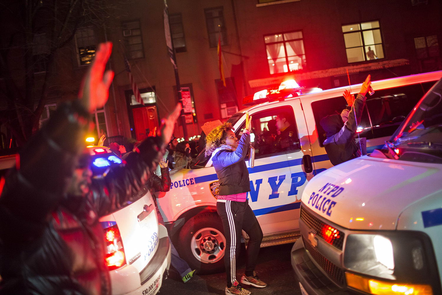83 arrestos en Nueva York