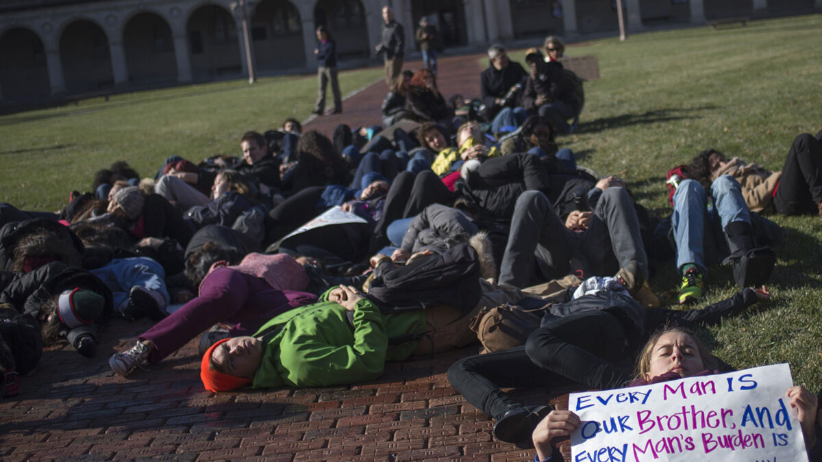 Exigen justicia por la muerte de Michael Brown