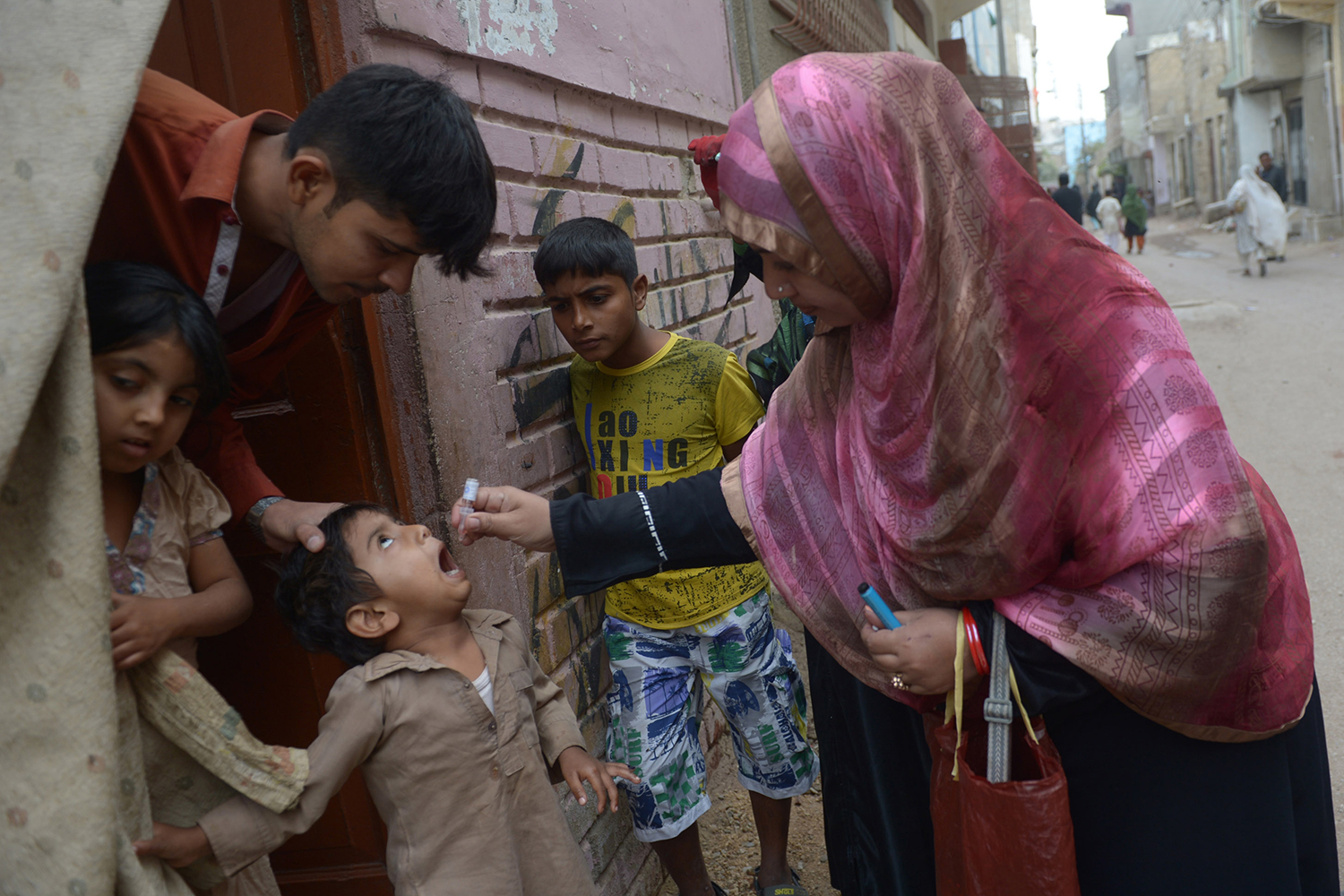 Histórica campaña contra la polio en Pakistán.