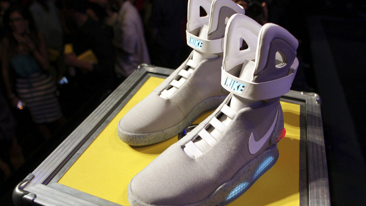 En las zapatillas de Marty McFly