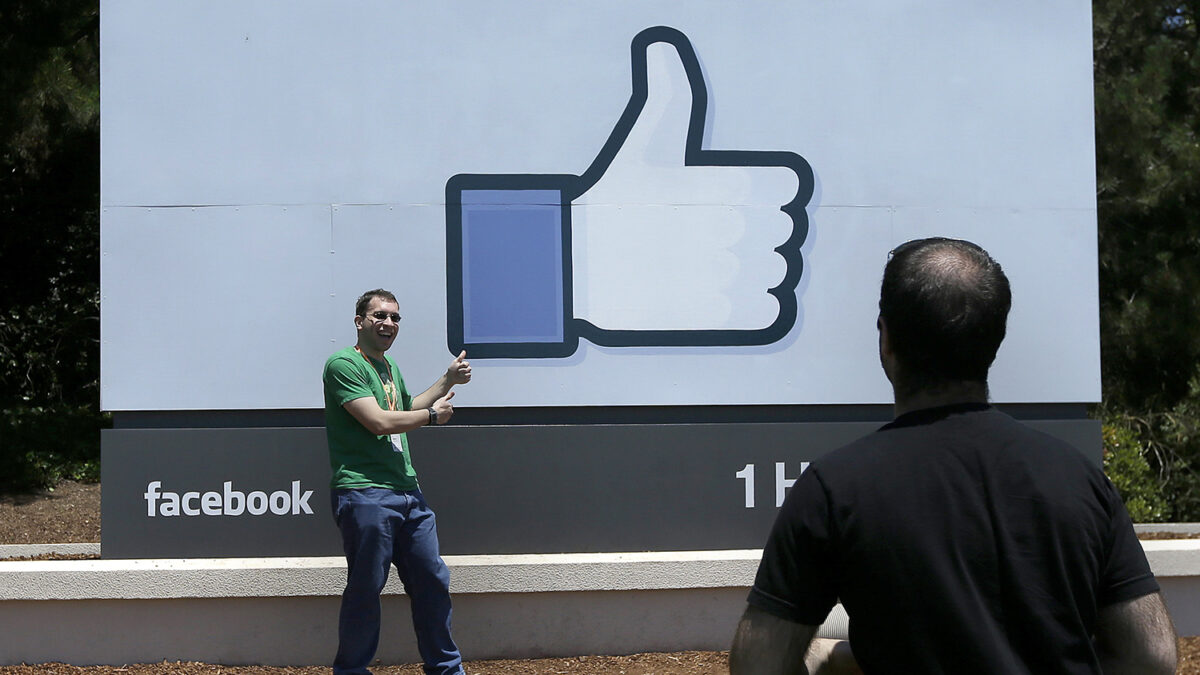 Facebook alcanza los 2 millones de anunciantes activos