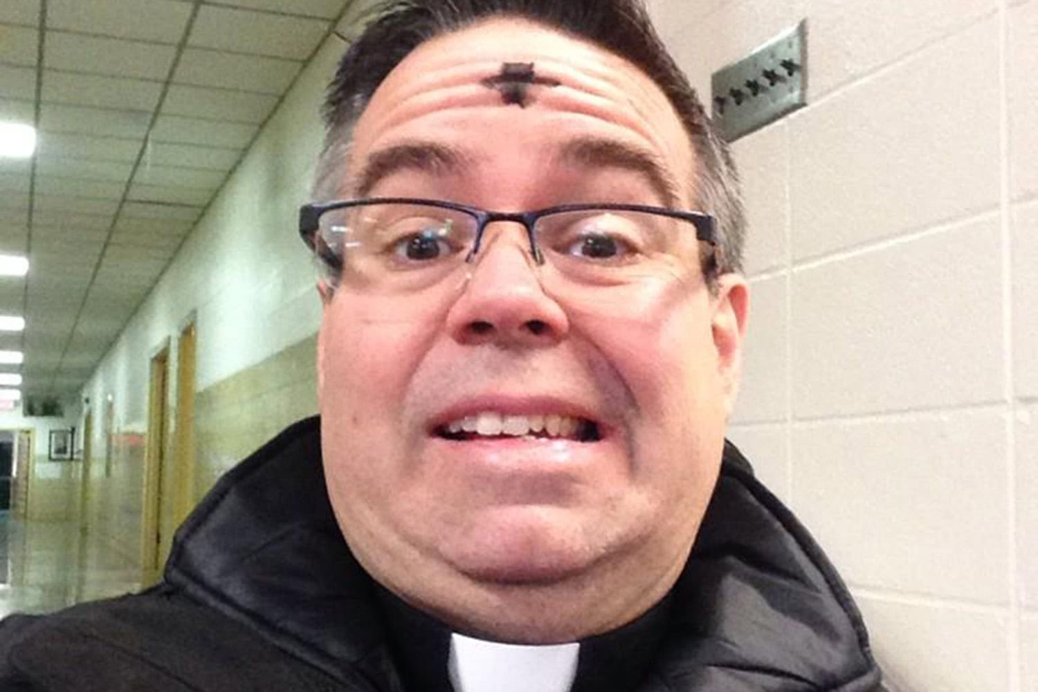 Celebran con selfies el miércoles de ceniza