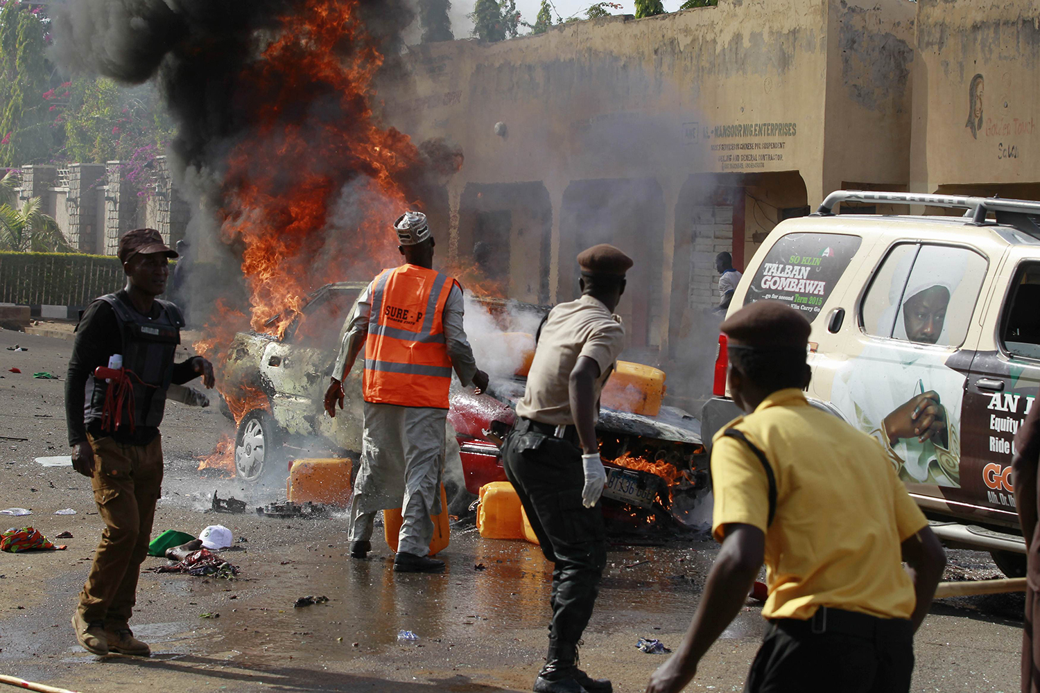 Un coche bomba estalla cerca de un estadio en Gombe