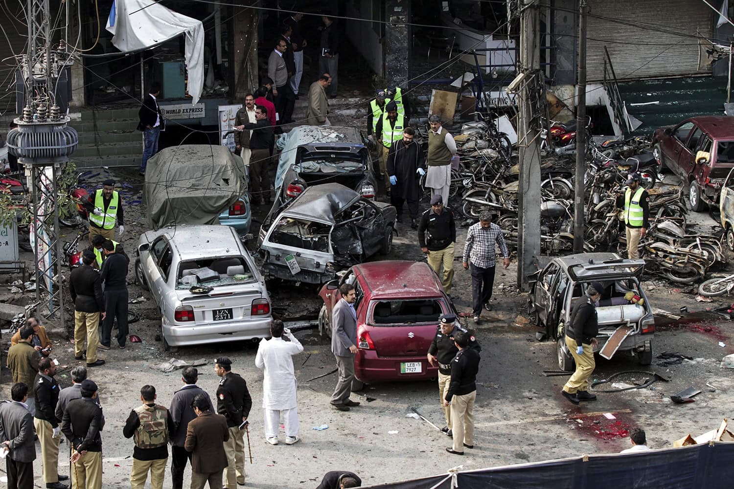 Explosión contra un cuartel militar en Pakistán.