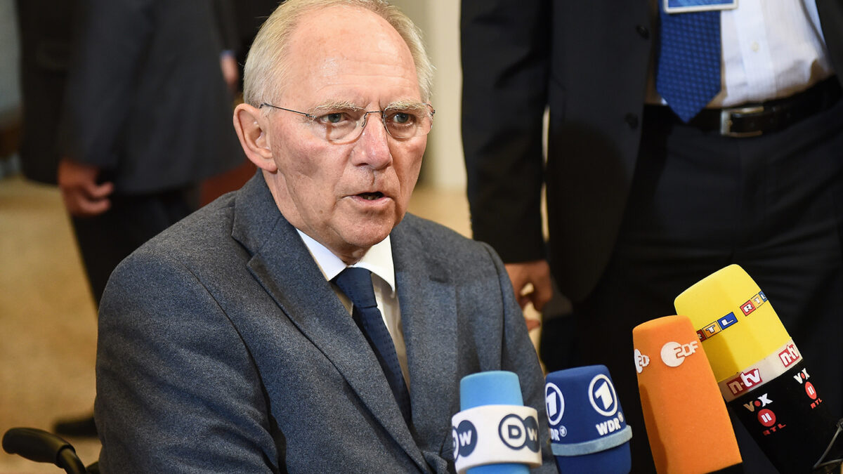 Schäuble acusa a Atenas de no decir la verdad a los ciudadanos