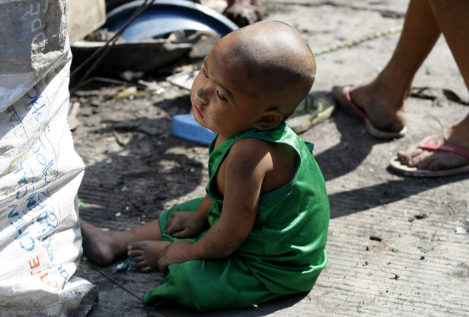 Tres mil familias pierden sus casas en Filipinas.