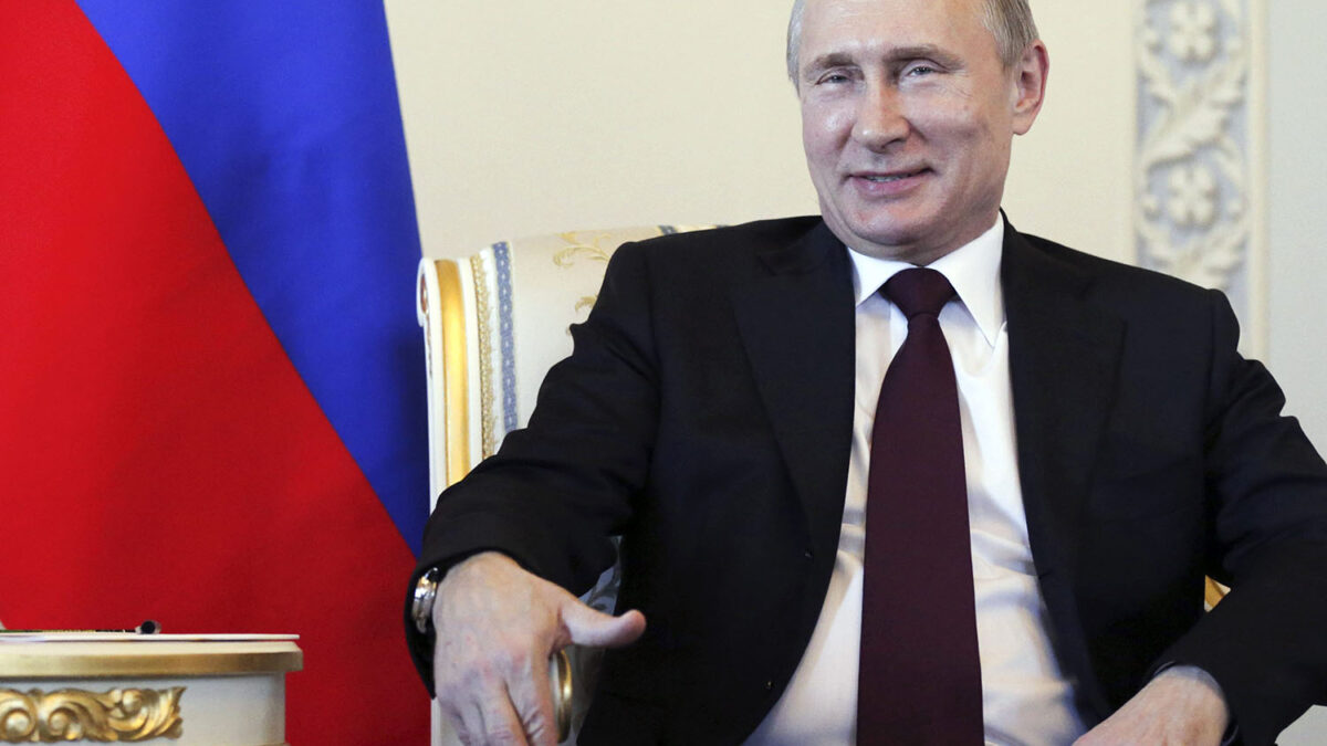 Putin vuelve a la acción.